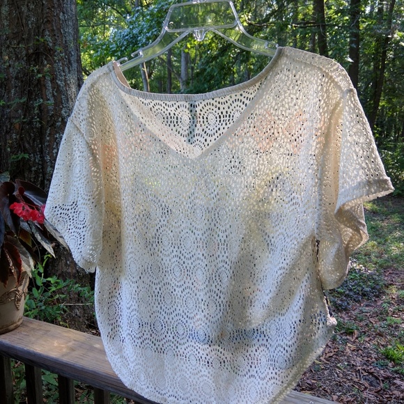 JULIA High Low Aztec Print Cropped SS Top - Picture 2 of 7